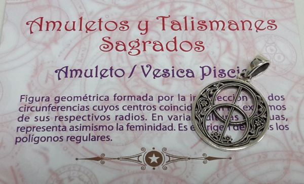 Imagen de AMULETO DE PLATA VESICA DE PISCIS 22MM