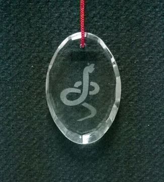 Imagen de COLGANTE HOROSCOPO CHINO SERPIENTE OV