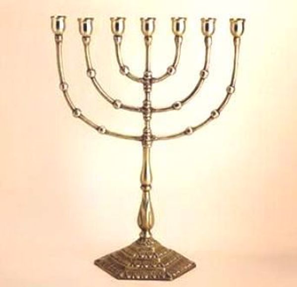 Imagen de CANDELABRO DORADO 40 X 30 CMS (PARA VELAS DE 2 CMS )