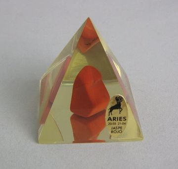 Imagen de PIRAMIDE CRISTAL SIGNO DEL ZODIACO ARIES