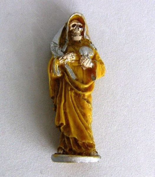 Imagen de IMAGEN SANTA MUERTE AMARILLA 74 MMS