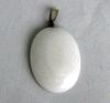 Imagen de Colgante ovalado plano Jade blanco