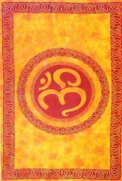 Imagen de MANTEL FENG SHUI OM MANDALA 135X210 CMS