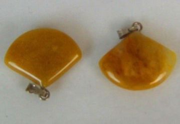 Imagen de Colgante piedra natural en forma de abanico calcita