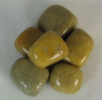 Imagen de PIEDRA NATURAL CANTO RODADO EPIDOTA