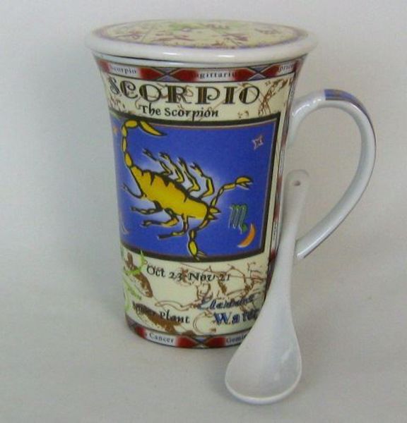 Imagen de TAZA HORÓSCOPO DEL ZODIACO ESCORPIO CON CUCHARA Y TAPA