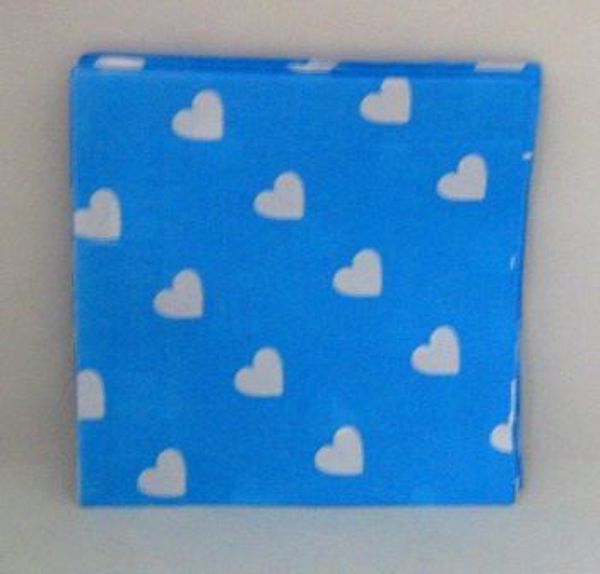 Imagen de SERVILLETAS AZULES CON CORAZON 35X35 CMS