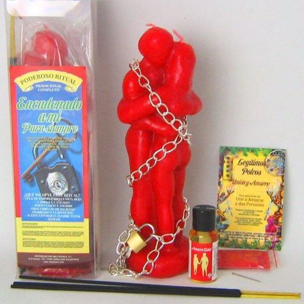 Imagen de RITUAL HOLY ENCADENADO A MI