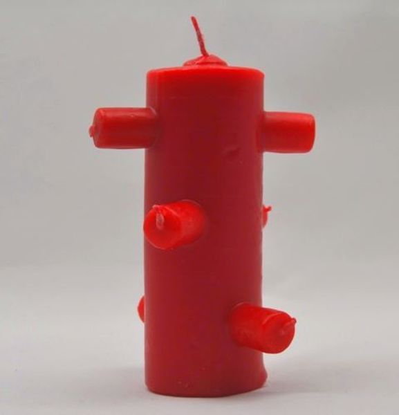 Imagen de Velón 7 mechas rojo con pólvora