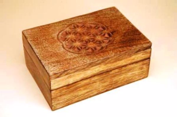 Imagen de CAJA MADERA FLOR DE LA VIDA 18X10,5X7 CMS