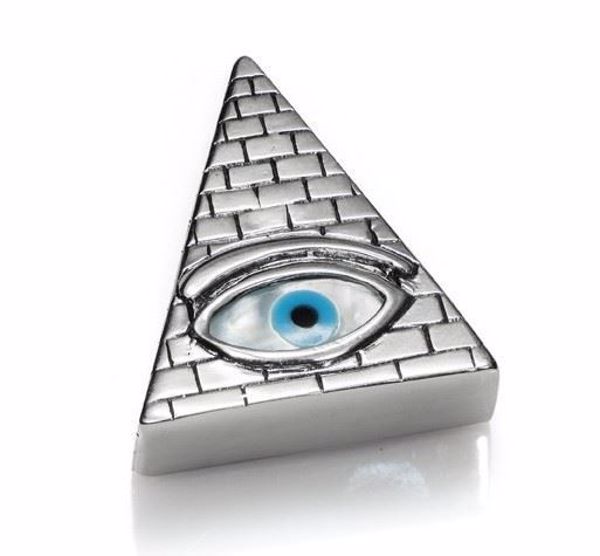 Imagen de COLGANTE DE PLATA PIRAMIDE CON OJO TURCO 20X23X9 MMS