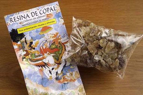 Imagen de INCIENSO EN GRANO COPAL (SOBRE 50 GRMS APROX)