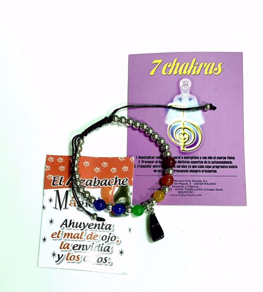 Imagen de Pulsera bolas 7 chakras / chacras. Con puño cerrado, higa de azabache y bolas metálicas colgantes.