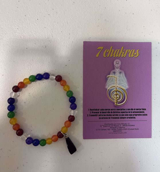 Imagen de Pulsera 7 chacras / chakras con higa azabache. Puño cerrado. Contra mal de ojo.