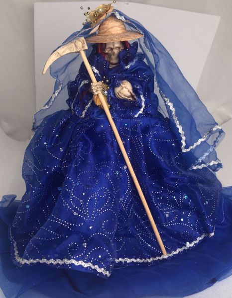Imagen de VESTIDO ARTESANAL SANTA MUERTE AZUL OSCURO