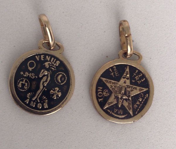 Imagen de Amuleto talismán colgante Tetragramatón y Venus del Amor 16 mm negro