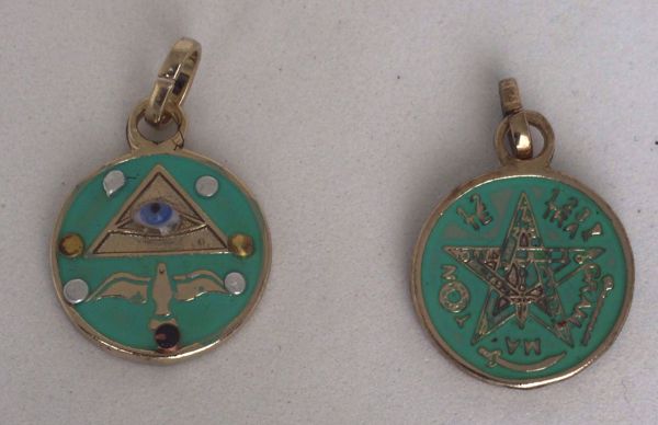 Imagen de Amuleto talismán colgante Tetragramatón y 7 potencias con ojo 20 mm verde agua