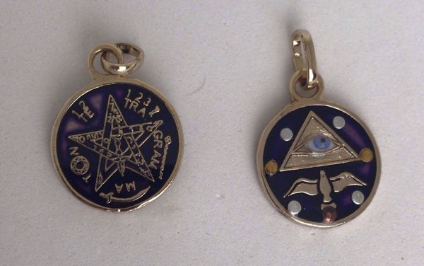 Imagen de Amuleto talismán colgante Tetragramatón y 7 potencias con ojo 20 mm morado