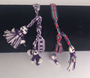 Imagen de Amuleto talismán artesanal Pulsera Quitapenas morada